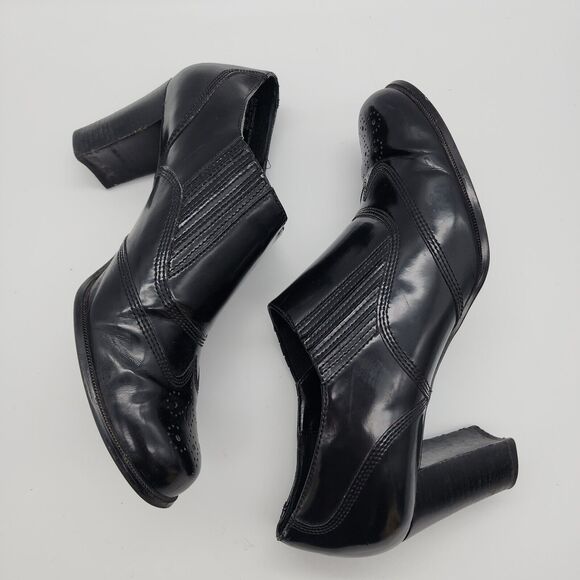 Etienne Aigner Wingtip Ankle Boots Size 9.5M Black 3" Stack Heel Brogue Witchy - Picture 16 of 16